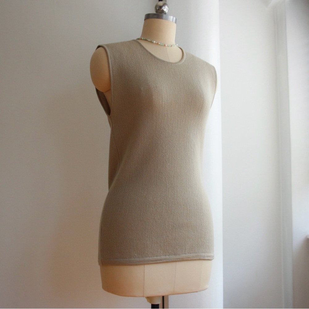 1990's Giorgio Armani Sleeveless Knit Top - Picture 2 of 5